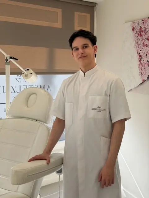 Dominic Curfs van Amstelzijde Kliniek